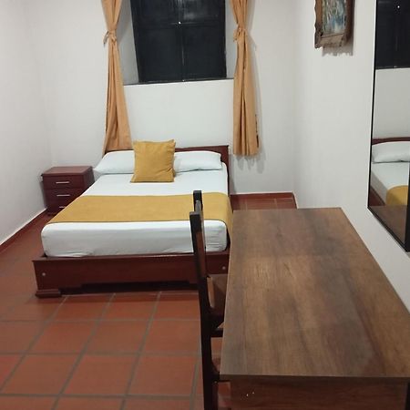 Hotel Colonial San Felipe Giron Exterior photo