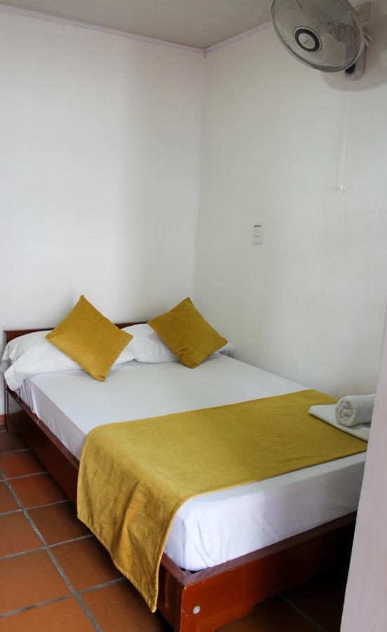 Hotel Colonial San Felipe Giron Exterior photo