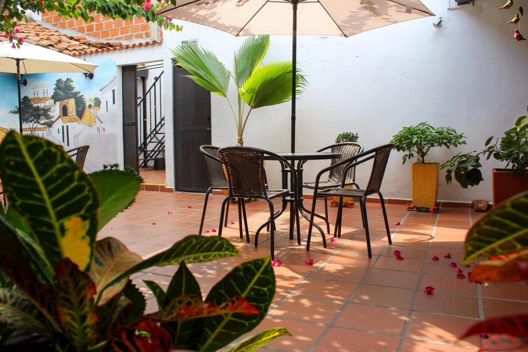 Hotel Colonial San Felipe Giron Exterior photo